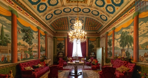 Una "reggia" nel centro di Putignano: è Palazzo Colavecchio, sfarzosa dimora del 1818